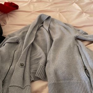 Lululemon sweater